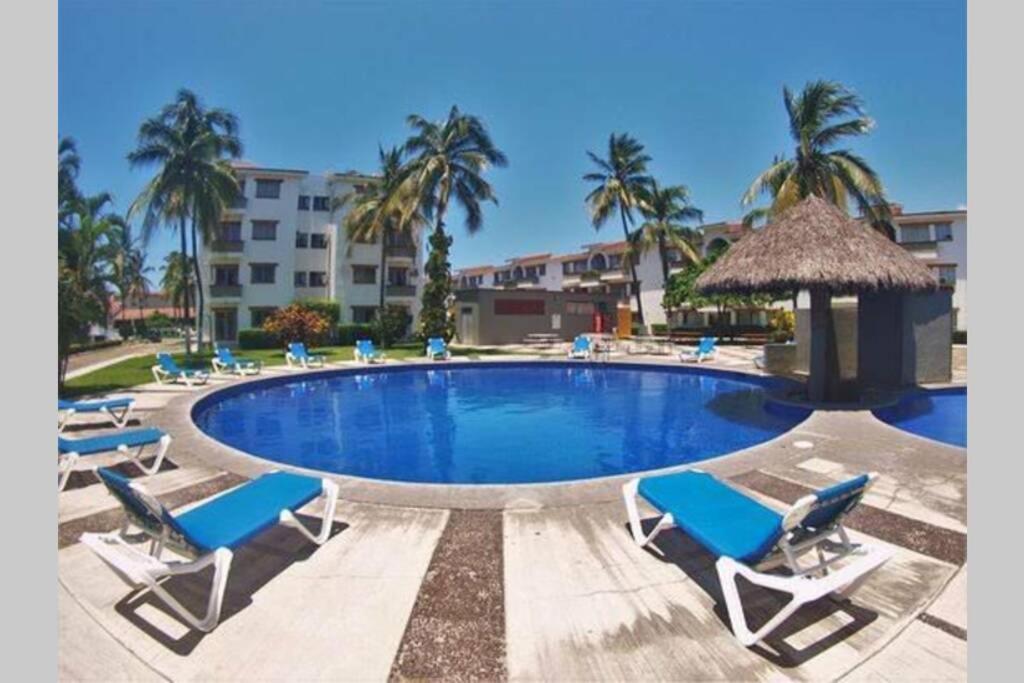 Magnifico Departamento: Beachfront Oasis with Pools and Comfort for 6 Manzanillo Exterior photo