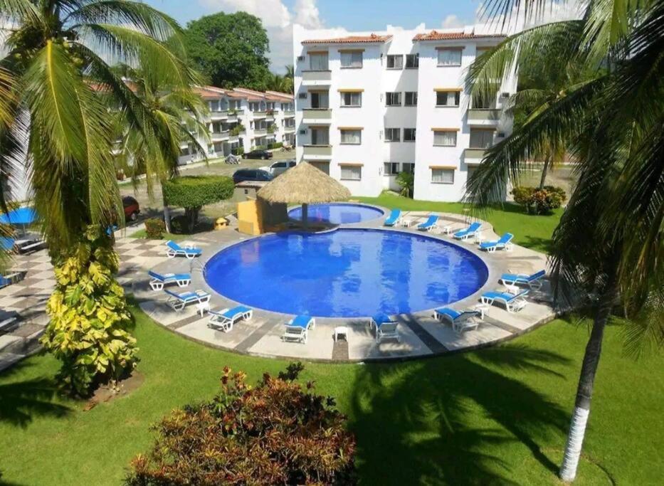 Magnifico Departamento: Beachfront Oasis with Pools and Comfort for 6 Manzanillo Exterior photo
